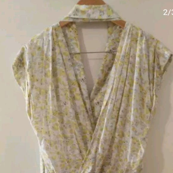 BCBGeneration Floral deep V-neck dress - Picture 4 of 6